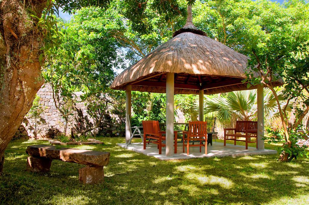 Вілла Gardens Retreat Pereybere Beach Екстер'єр фото